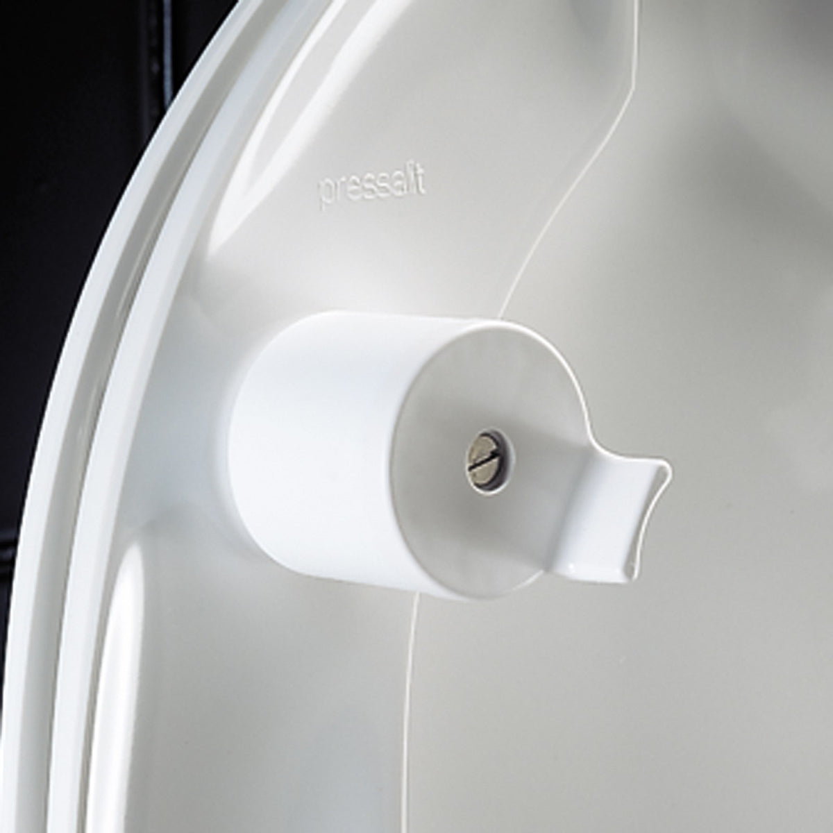 Pressalit Dania raised toilet seat – view 2