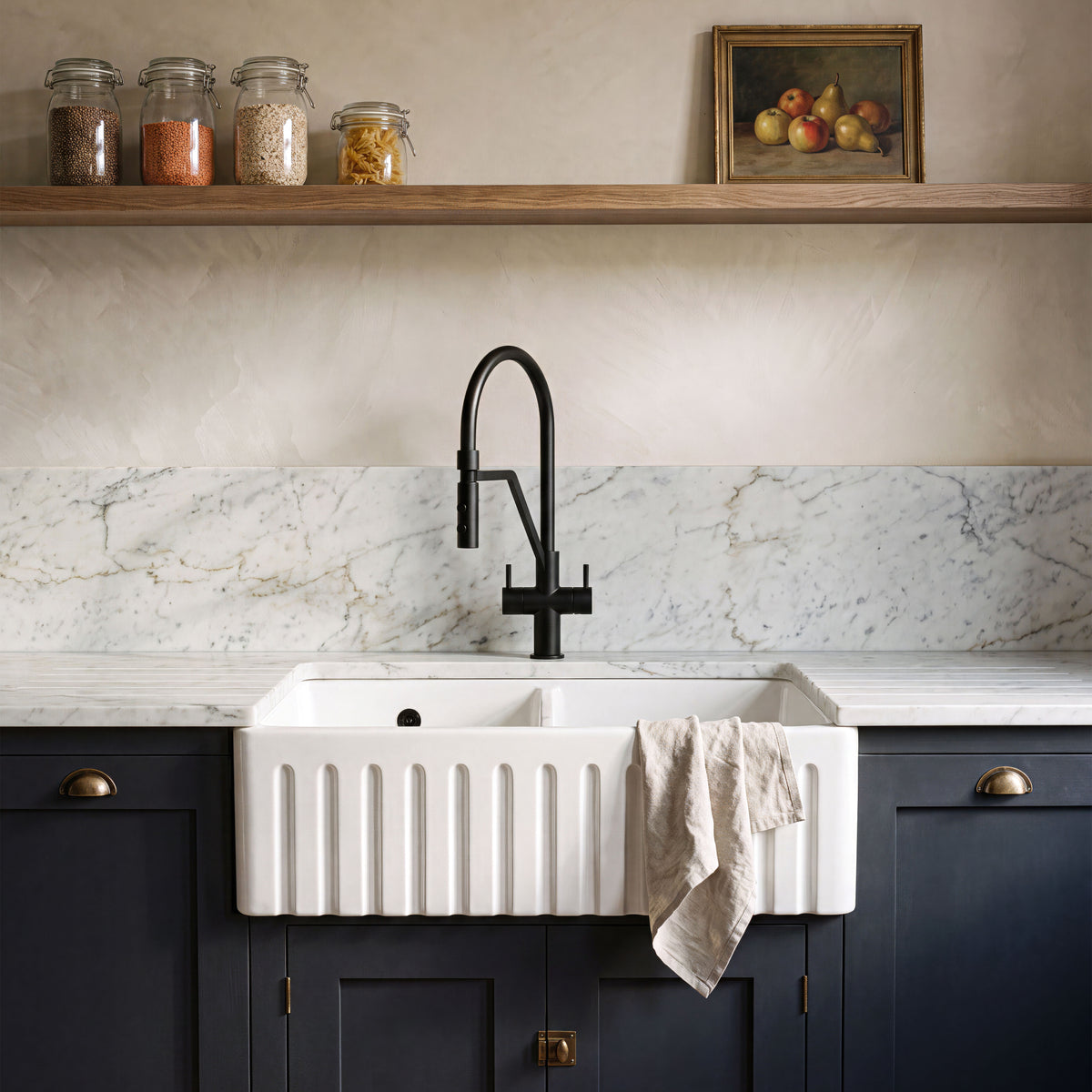 Nuie 795 x 500mm Fireclay Double Bowl Fluted Butler Sink With Central Wastes And Overflow – White, photo 4