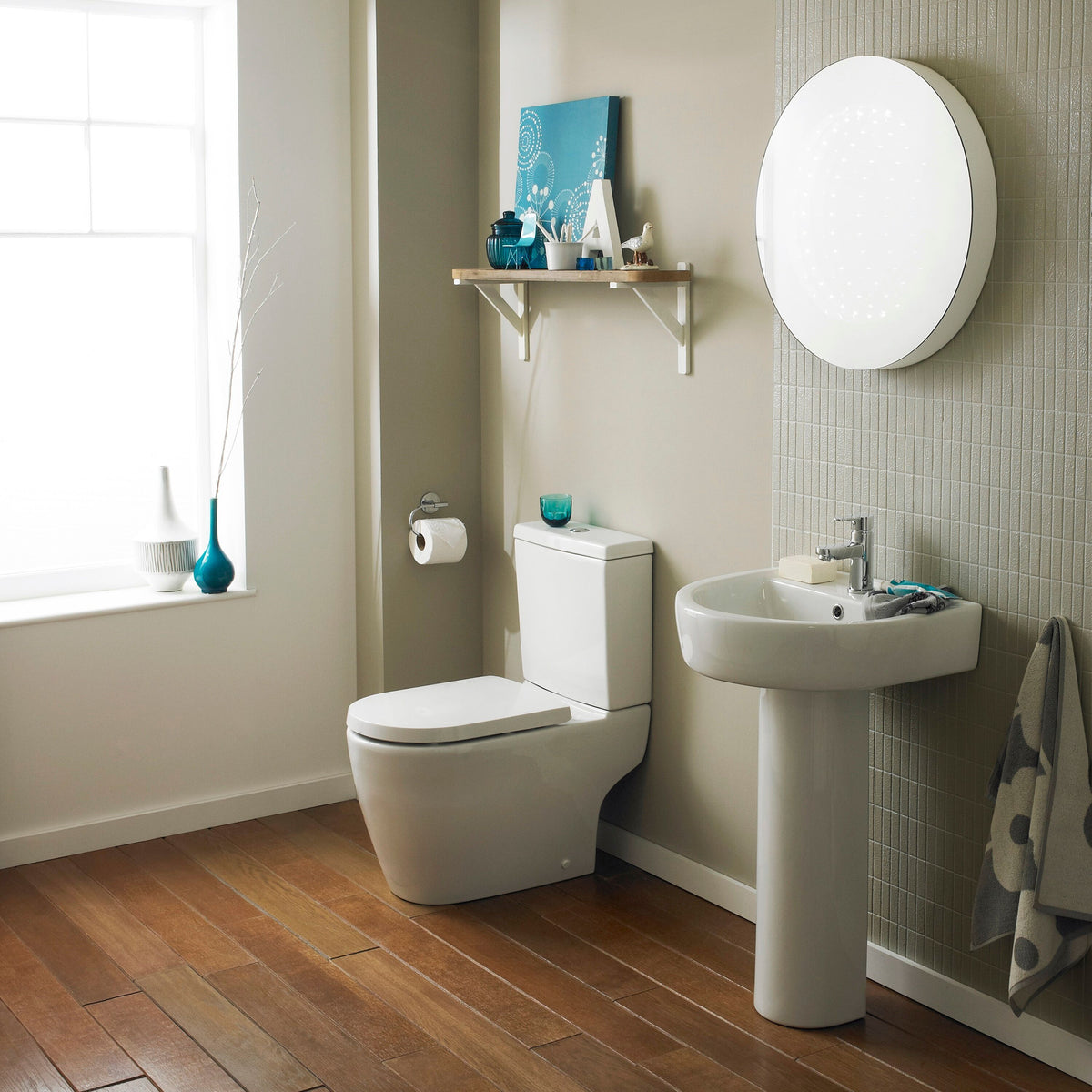 Nuie Provost 1 Tap Hole Ceramic Basin & Pedestal – 420mm & 520mm