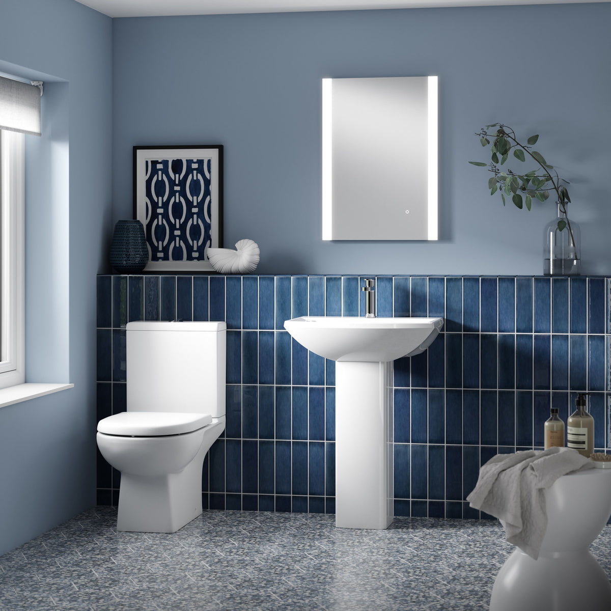 Nuie Asselby 410mm Contemporary Close Coupled Toilet – White