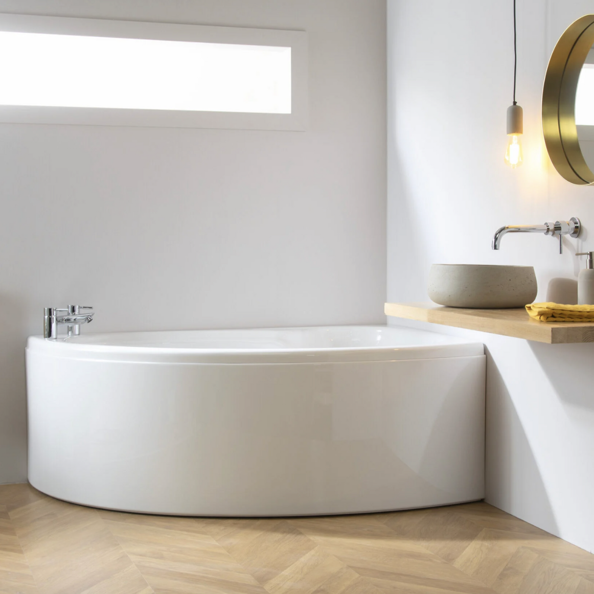 Carron Dove 1550x950mm Corner Bath Left Hand - White Gloss (02232)