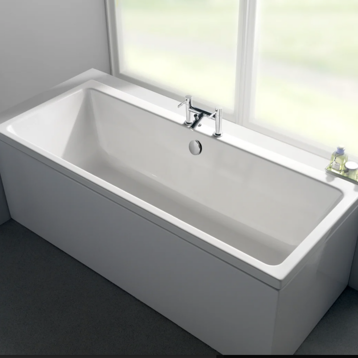 Carron Quantum 1700x700mm Double Ended Bath - White Gloss (02159)