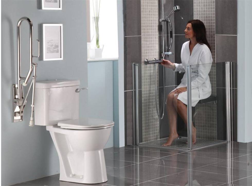 AKW Larenco Care Half Height Shower Door, photo 2