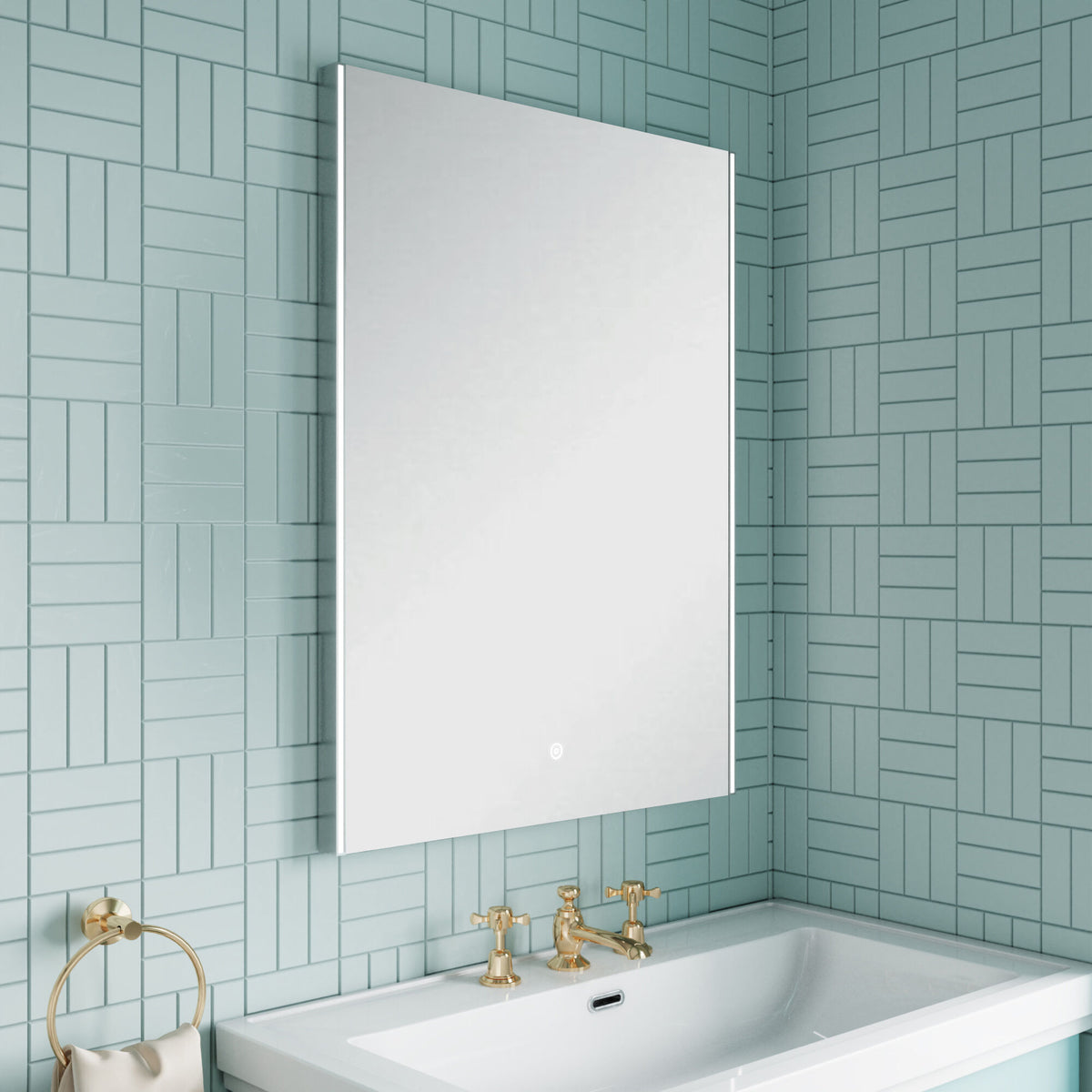 Nuie Cepheus 600 x 800mm Ambient Touch Sensor Mirror – Silver, photo 4