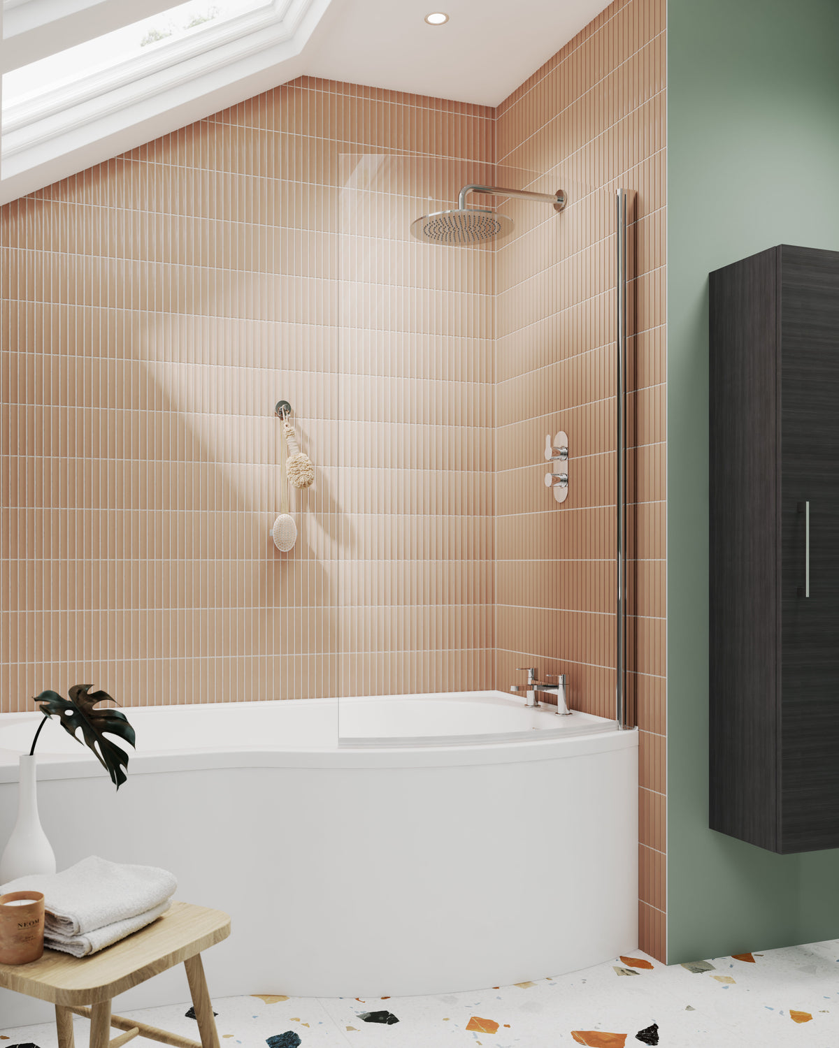 Nuie Curved Hinged Bath Screen – Chrome