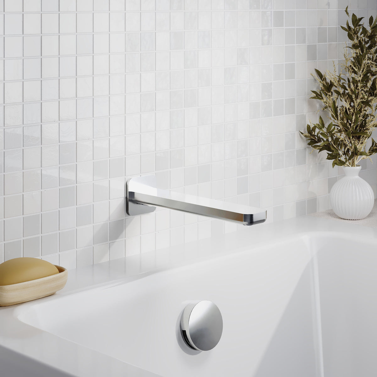 Nuie Windon Bath Spout – Chrome