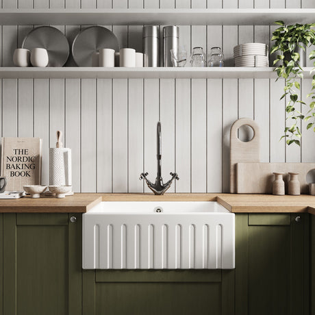 Nuie Fireclay Single Bowl Fluted Butler Sink With Offset Waste And Overflow – 595 x 450mm & 795 x 500mm