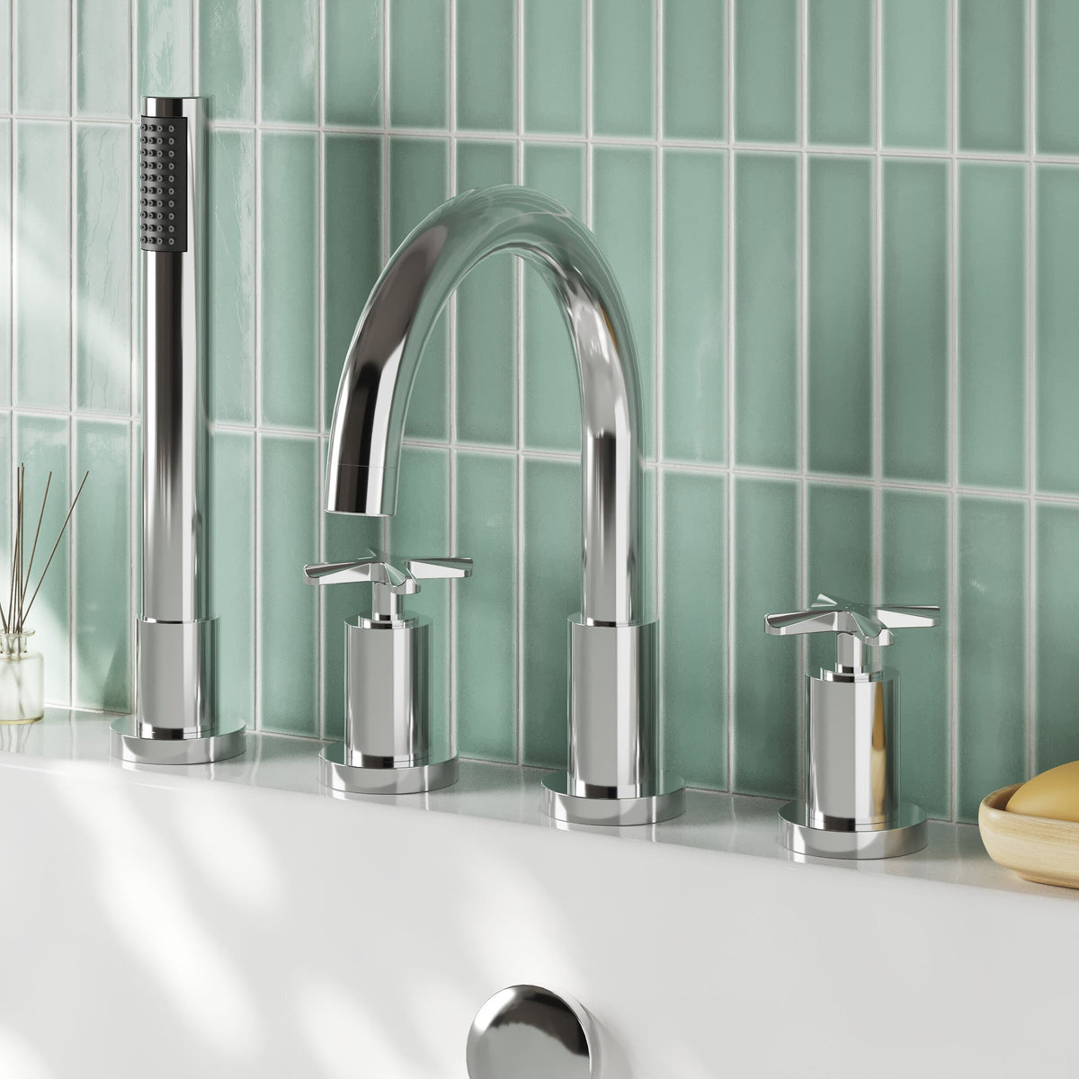 Nuie Aztec 4 Tap Hole Bath Mixer Tap With Shower Kit – Chrome