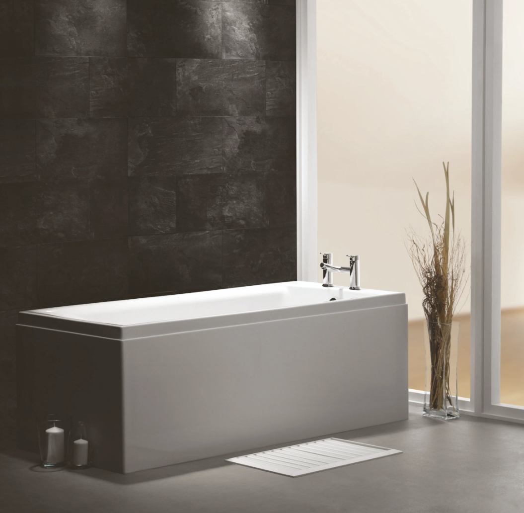 Carron Quantum 1500x700mm Single Ended Bath - White Gloss (02141)