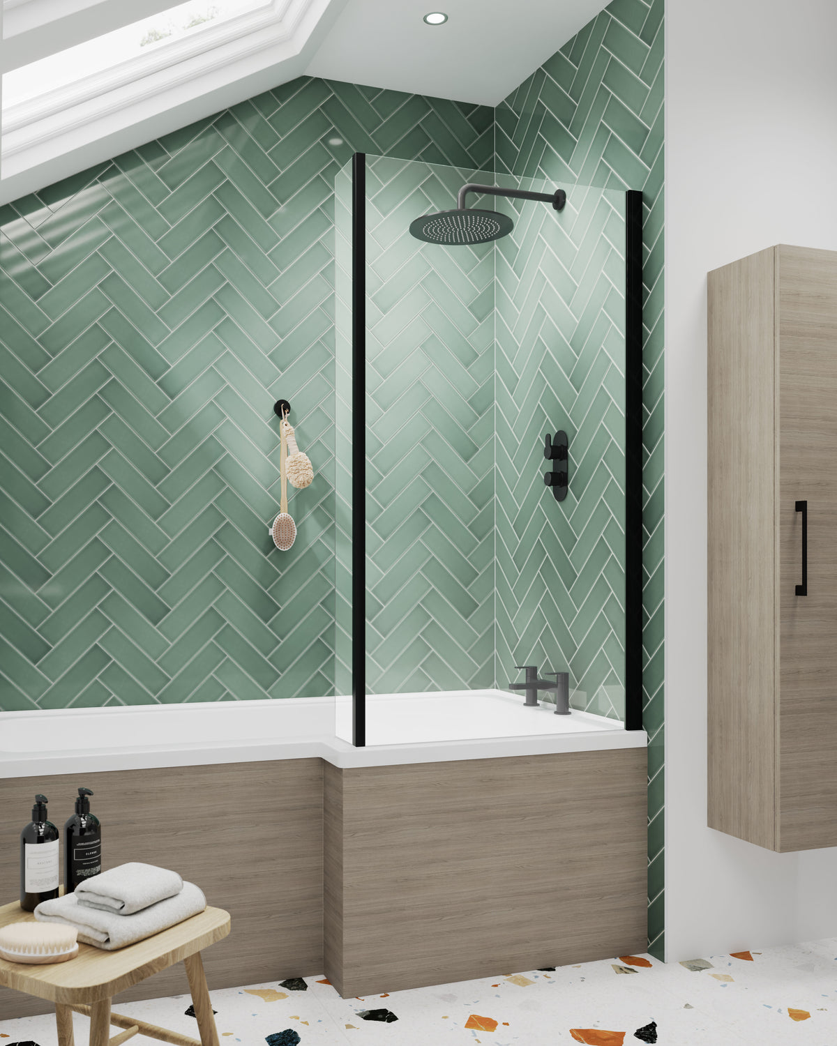 Nuie L Shape Bath Screen With Fixed Return – Matt Black