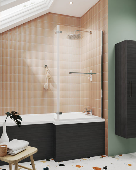 Nuie 800mm L-Shaped Hinged Bath Screen With Rail – Chrome