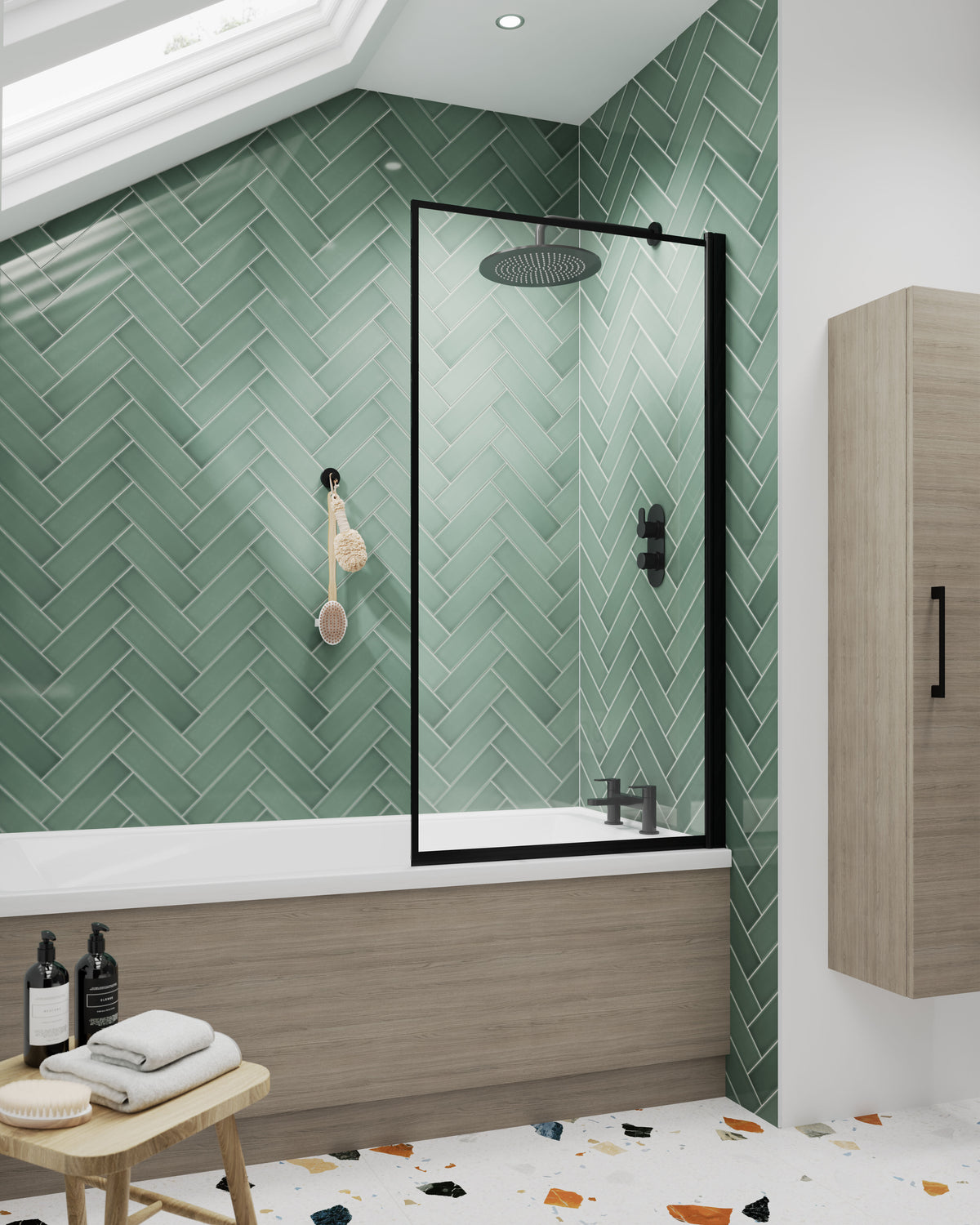 Nuie 800mm Bath Screen – 1430mm High – Matt Black