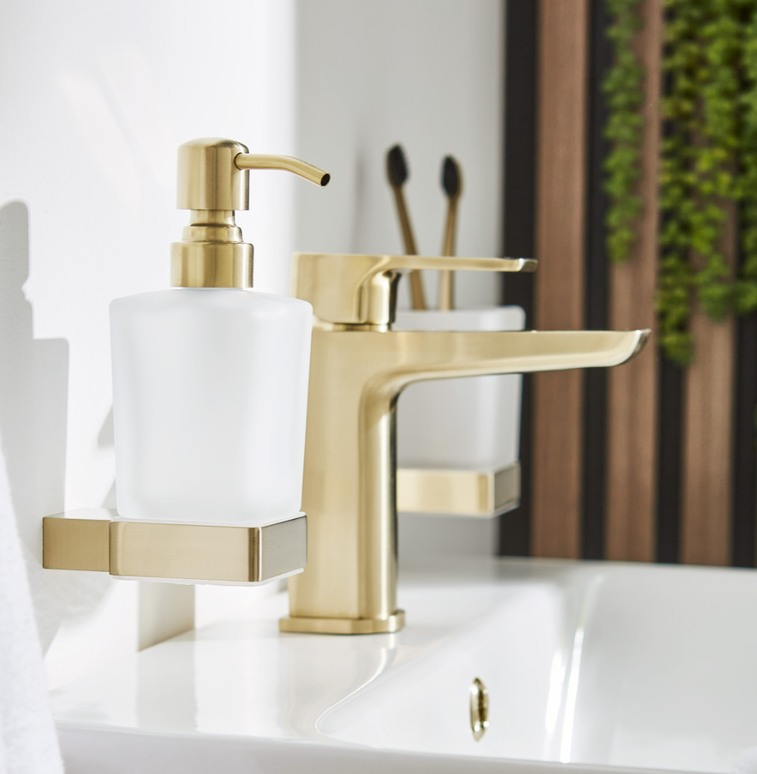 Kartell K-VIT Premium Soap Dispenser – Brushed Brass (ACC337)