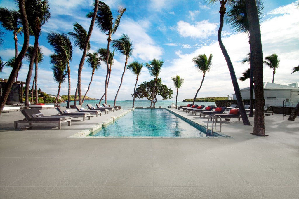 Wilmington silver plain anti-slip porcelain wall & floor tile, 600x600mm – view 2